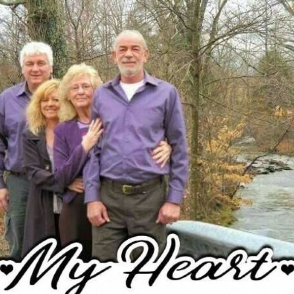 Meet your Posher, Julie - Picture 1 of 1